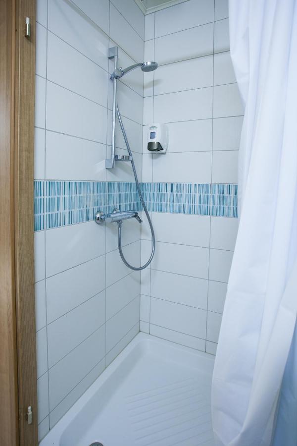 B&B Pod Skalo Kamnik Phòng bức ảnh