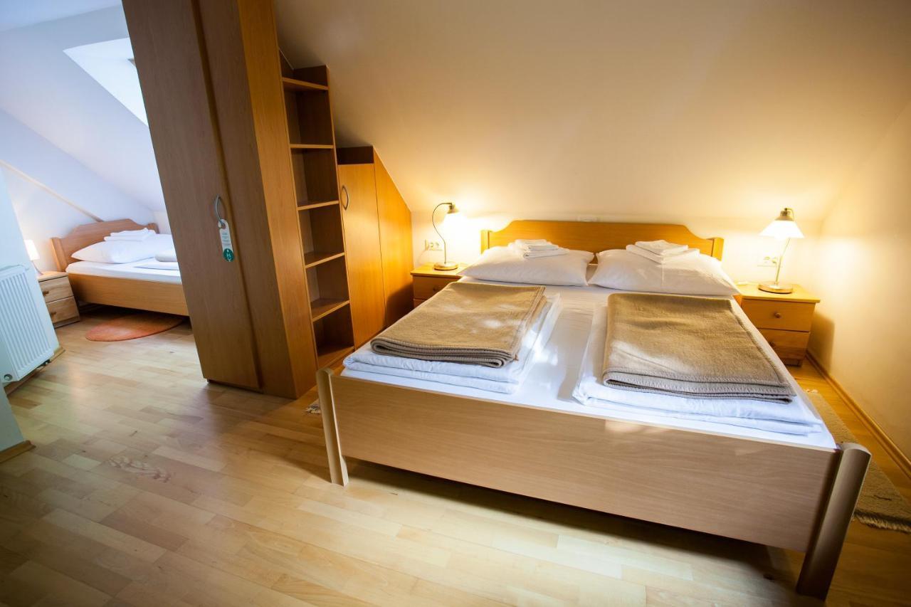 B&B Pod Skalo Kamnik Ngoại thất bức ảnh