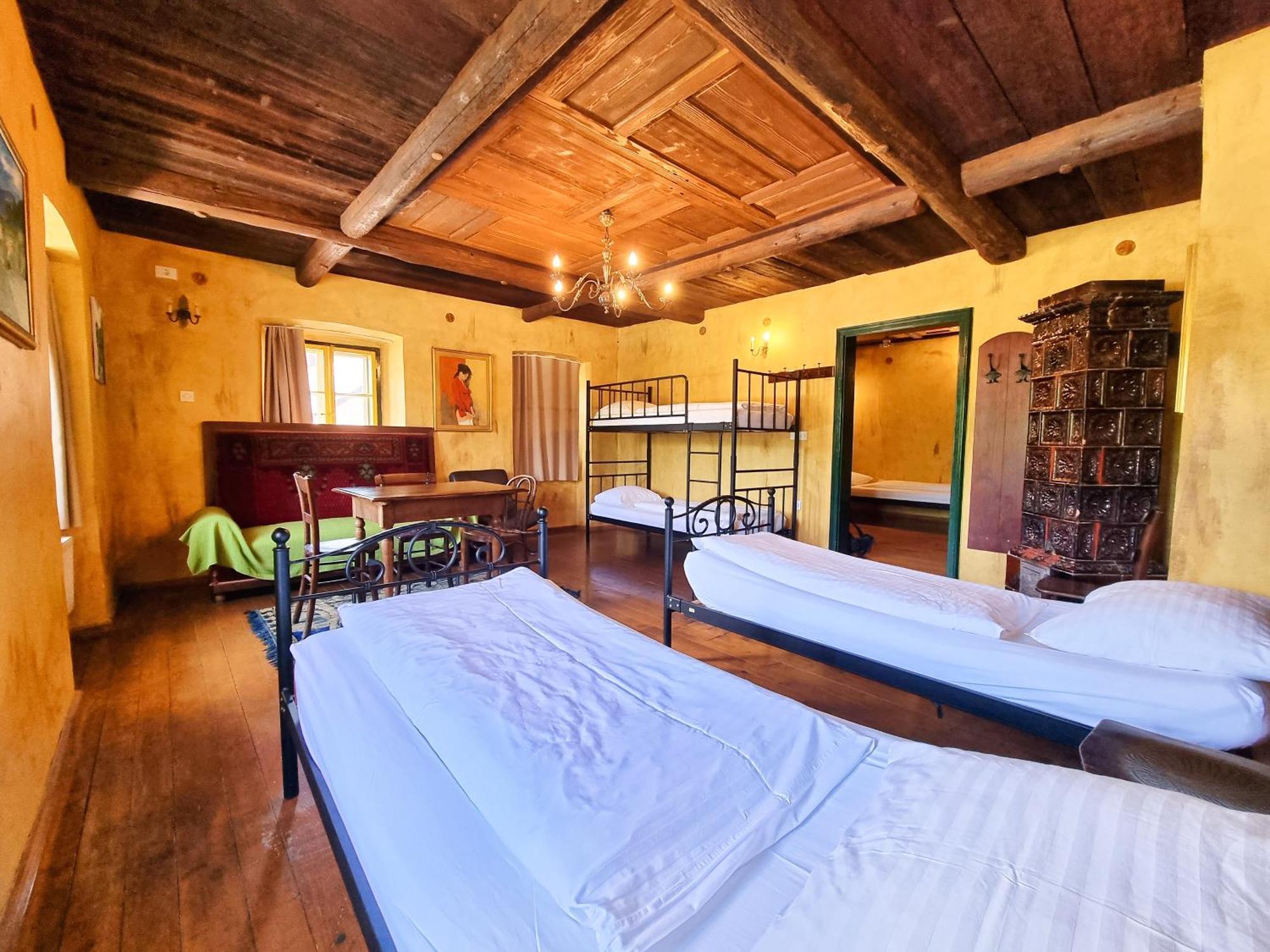 B&B Pod Skalo Kamnik Phòng bức ảnh