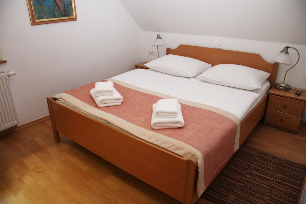 B&B Pod Skalo Kamnik Ngoại thất bức ảnh